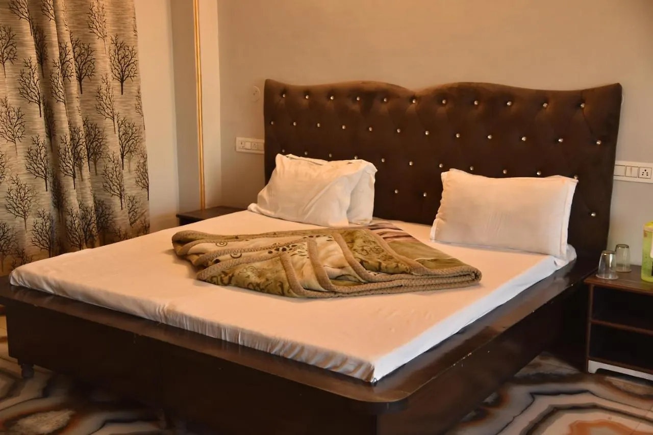 Hotel Mashobra Valley B&B Shimla