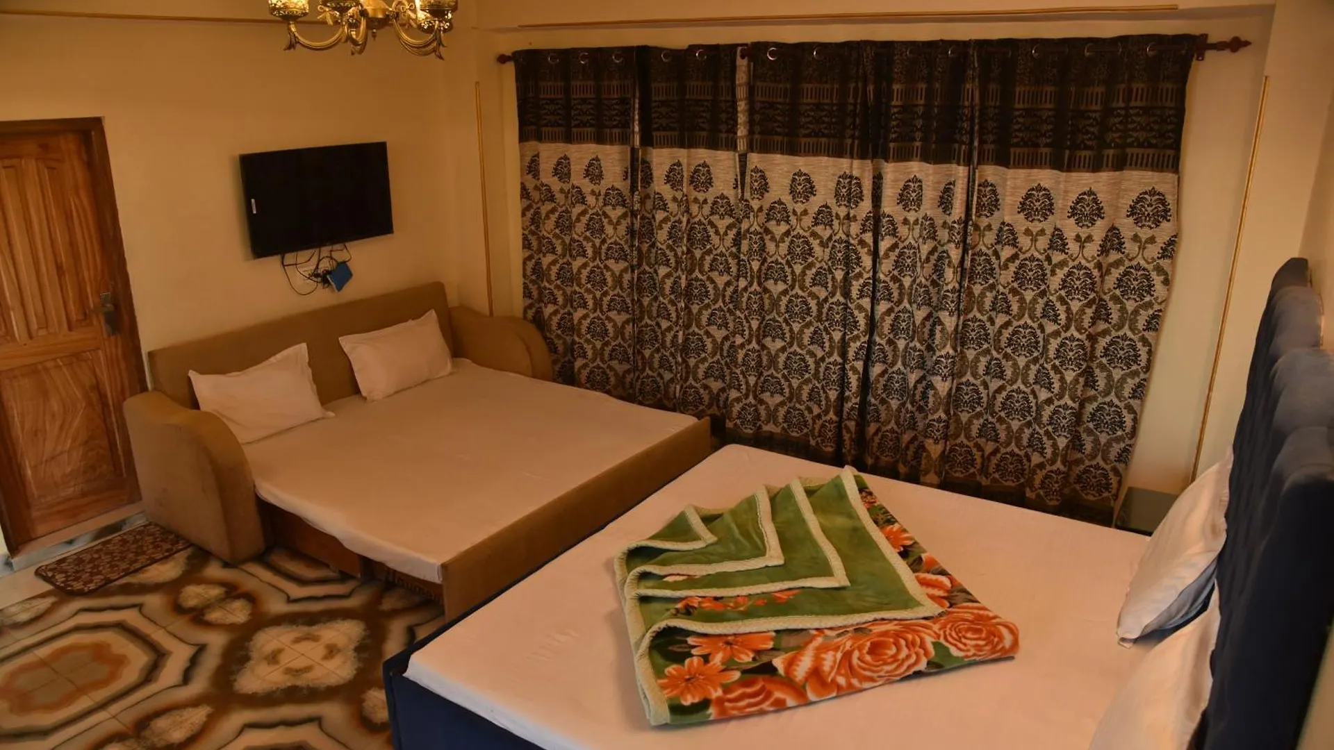 Hotel Mashobra Valley B&B Shimla