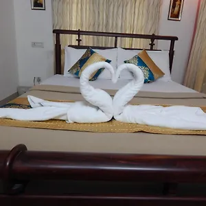 https://royal-homes-service-apartments.kerala-hotels.net